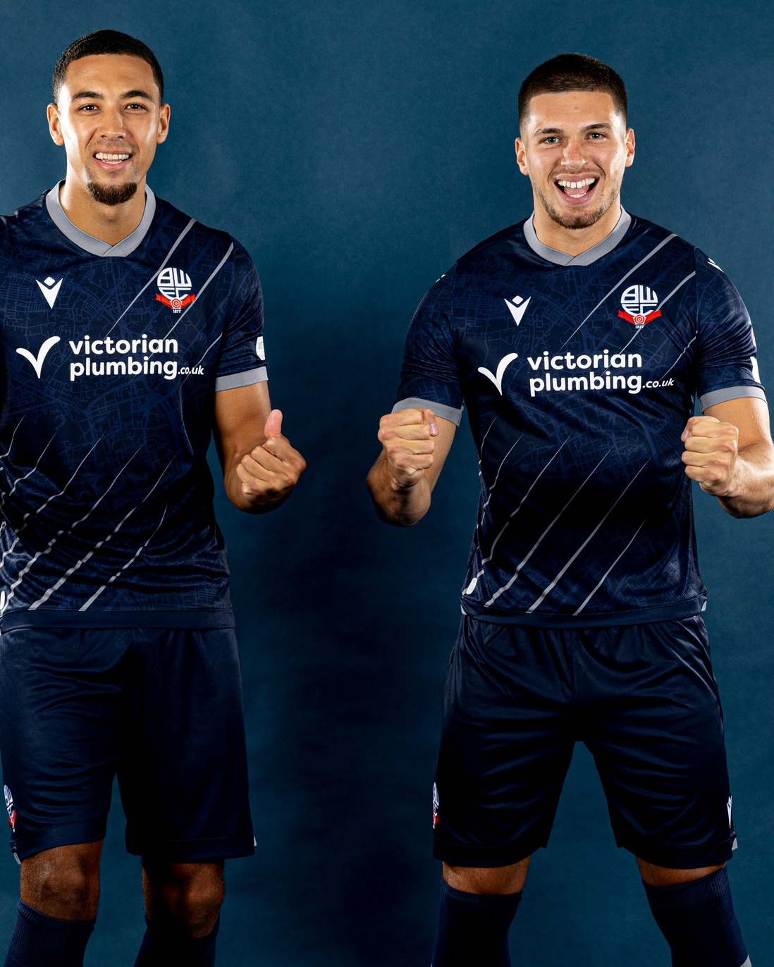 Dit zin de Bolton Wanderers voetbalshirts 2025-2026