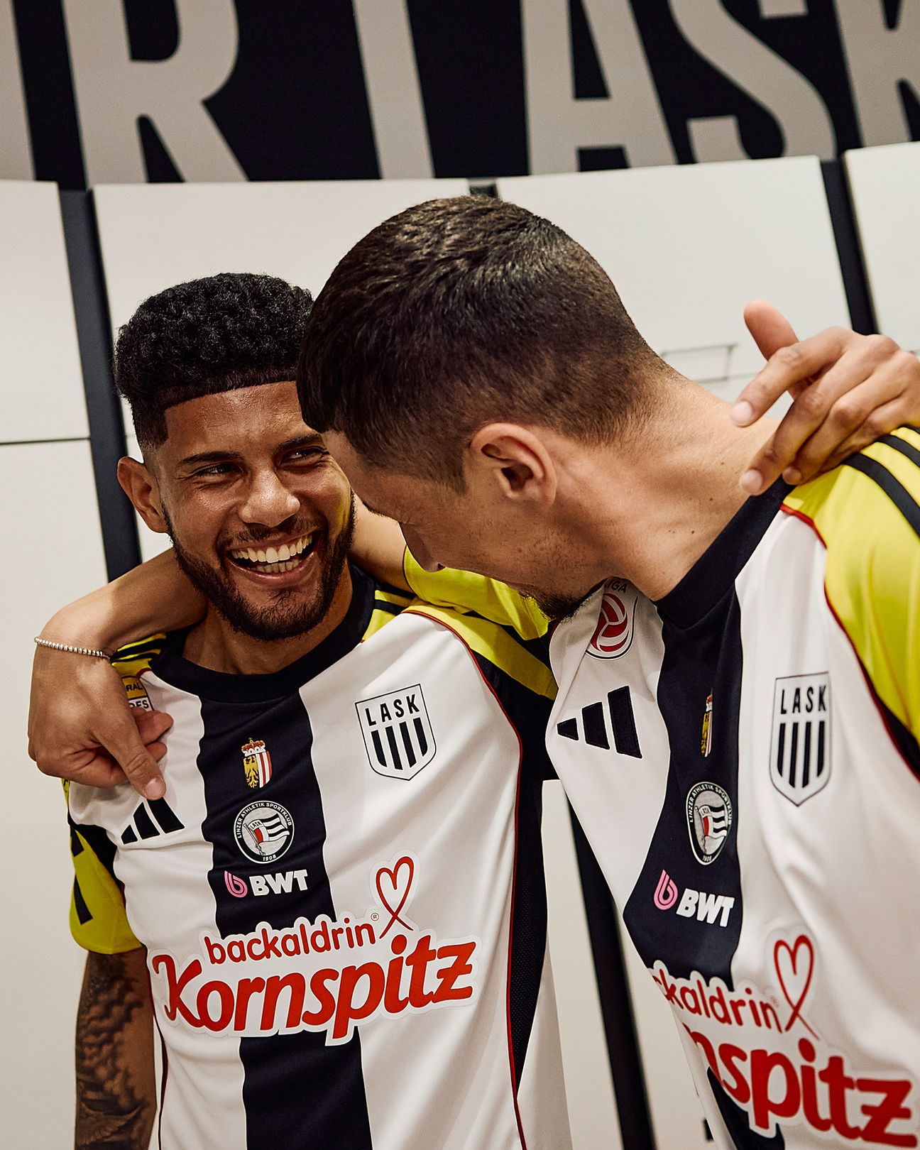 Dit zijn de LASK Linz voetbalshirts 2025-2026