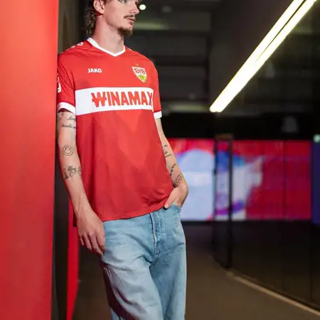 Dit zijn de VfB Stuttgart voetbalshirts 2024-2025