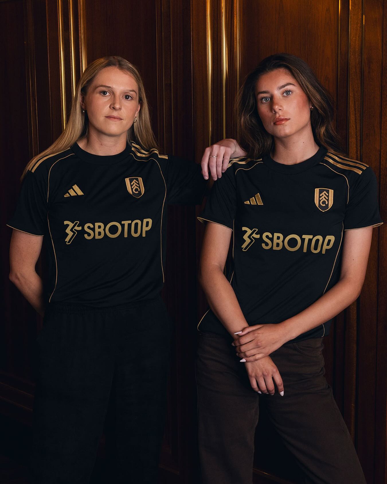 Fulham voetbalshirts 2025-2026 ode aan stadion, retro shirt en elegantie!