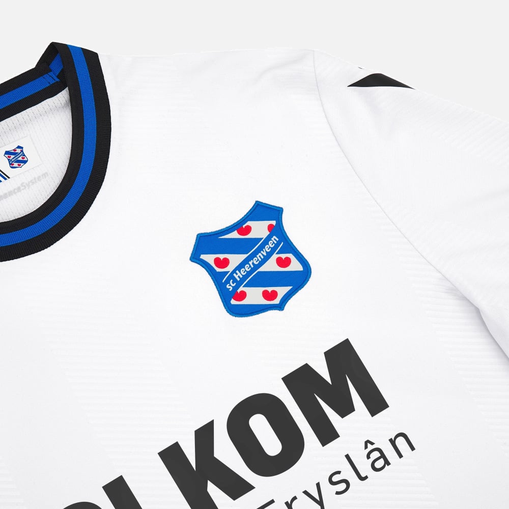 SC Heerenveen voetbalshirts 2024-2025 eerbetoon aan Abe Lenstra Stadion en Friesland
