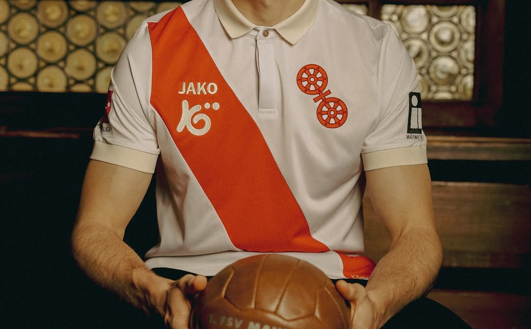 Mainz Voetbalshirt 120 Jaar