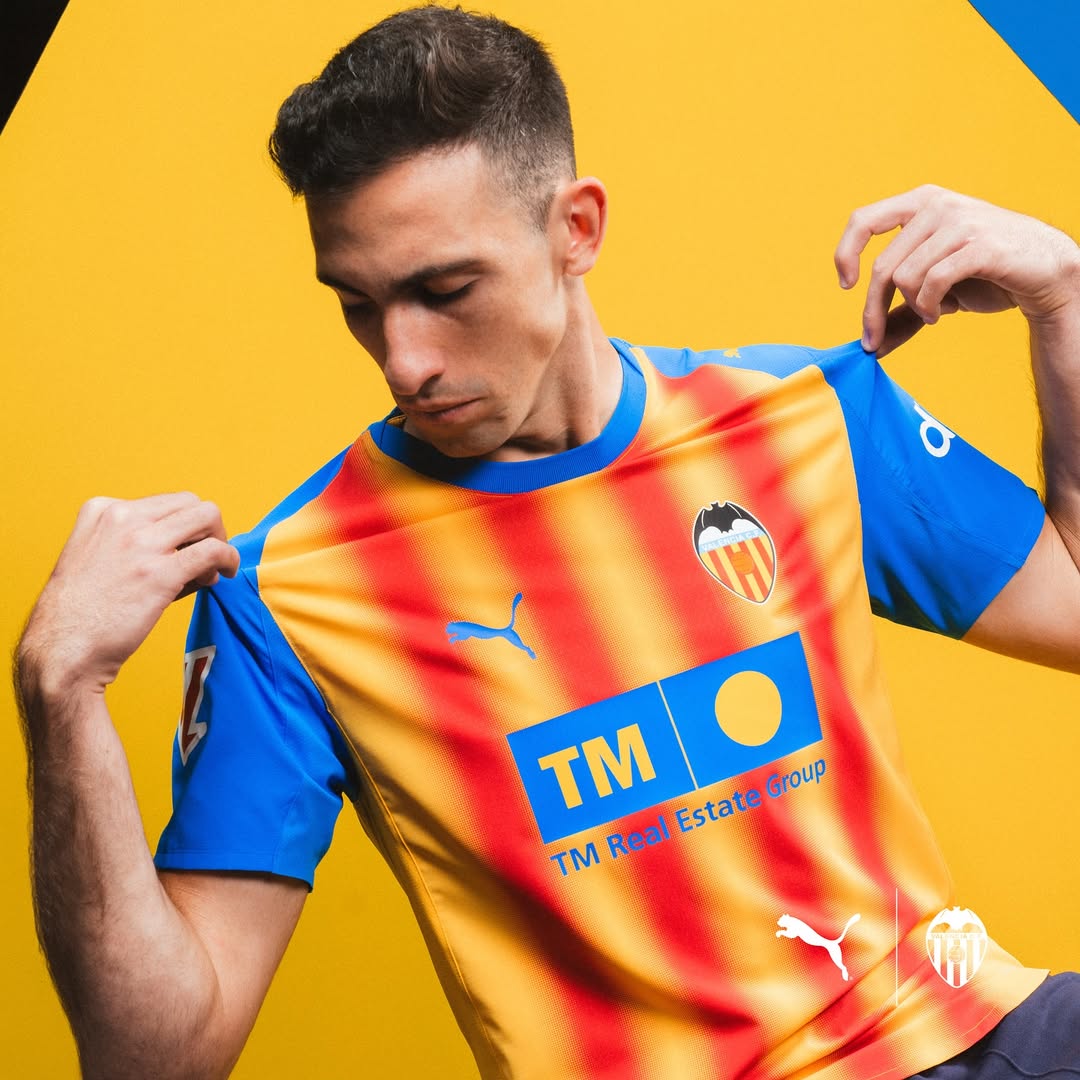 Valencia CF voetbalshirts 2025-2026 ode aan de stad, clubkleuren en Senyera