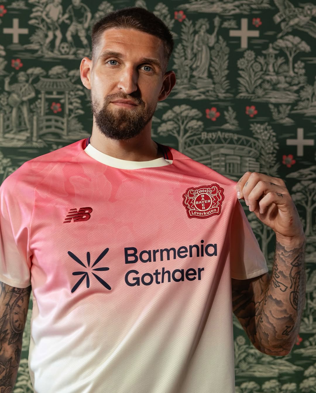 Dit zijn de Bayer Leverkusen voetbalshirts 2025-2026 van New Balance