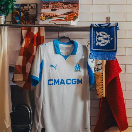 Olympique Marseille voetbalshirts 2025-2026 geïnspireerd door heritage en tifosi