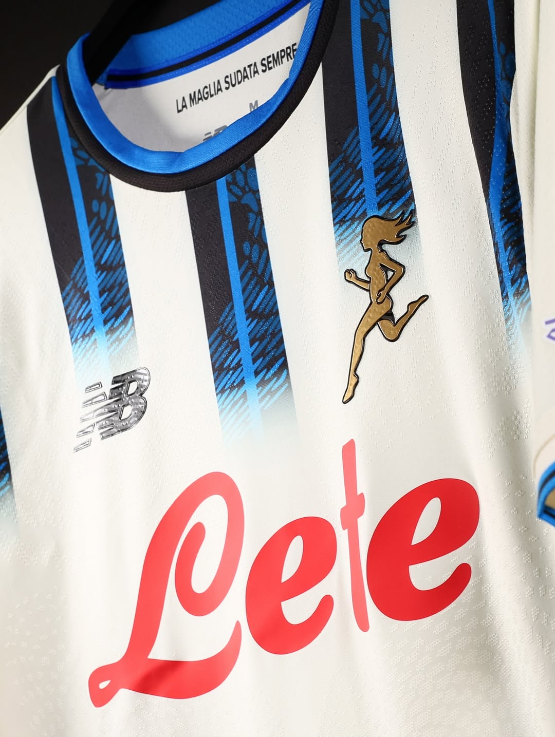Dit zijn de Atalanta Bergamo voetbalshirts 2025-2026 van New Balance