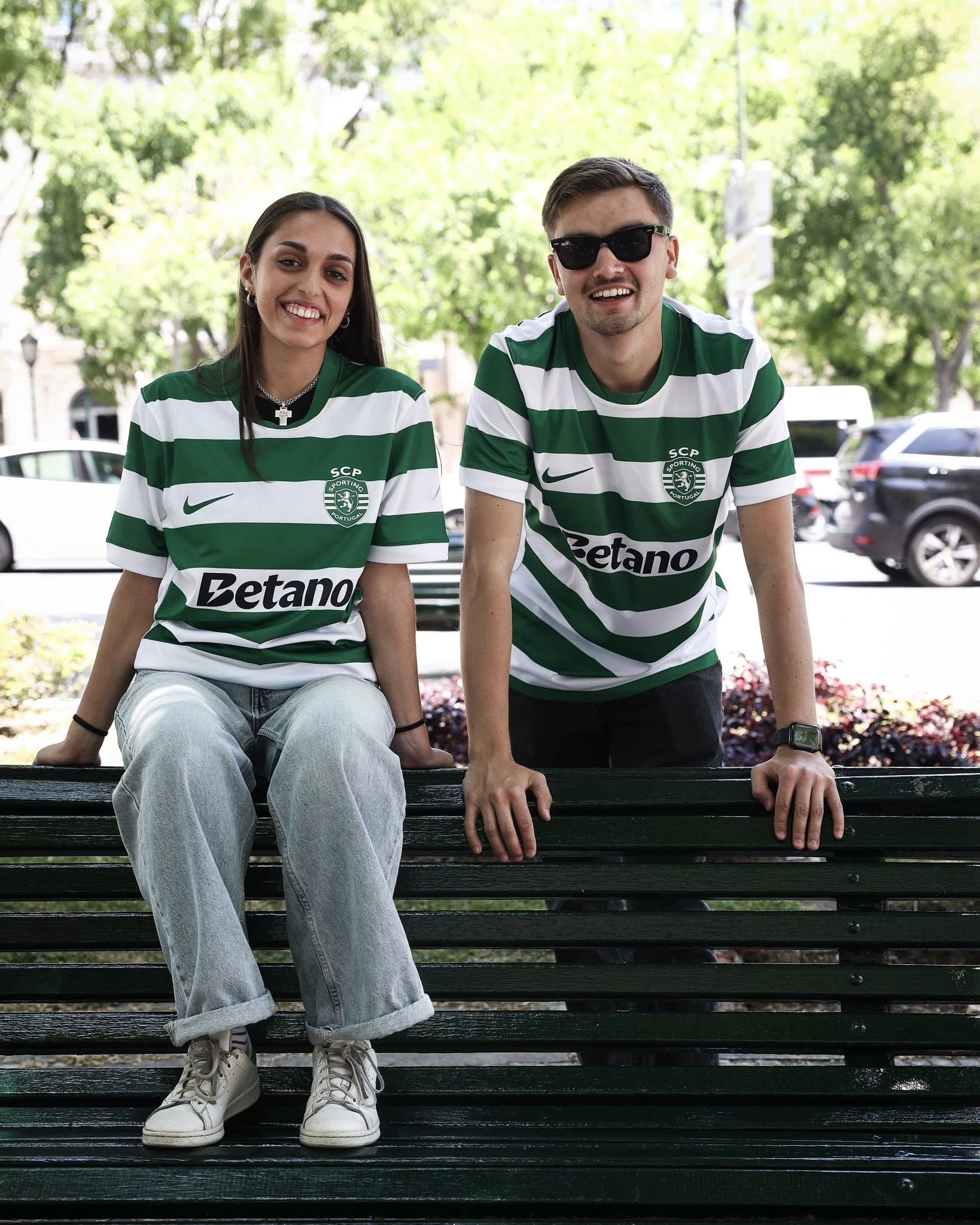 Dit zijn de Sporting Lissabon voetbalshirts 2025-2026