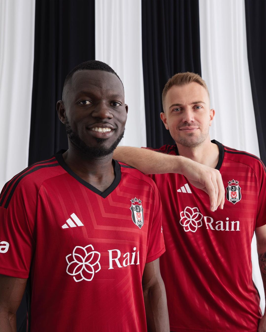 Besiktas voetbalshirts 2023-2024