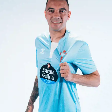 Dit zijn de Celta de Vigo voetbalshirts 2024-2025 van Hummel