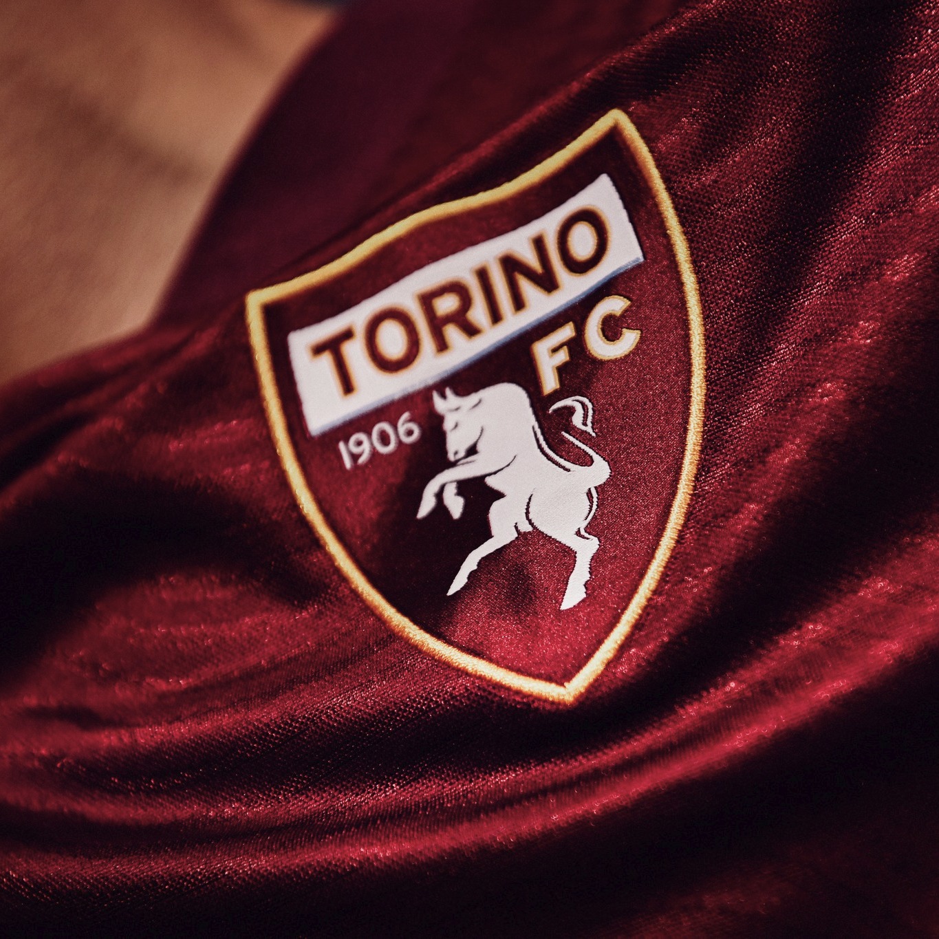 Torino FC voetbalshirts 2023-2024