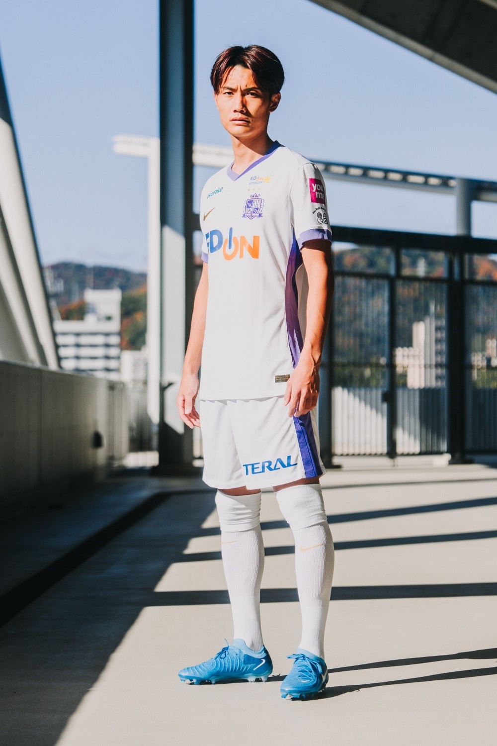Dit zijn de Sanfrecce Hiroshima voetbalshirts 2025