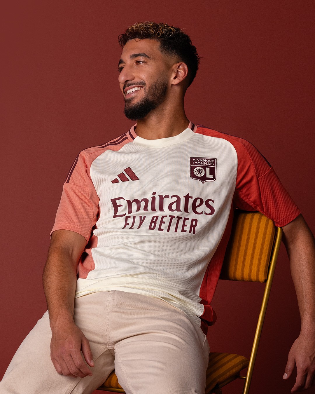 Olympique Lyon 3e shirt 2024-2025 geïnspireerd door gevels Vieux Lyon