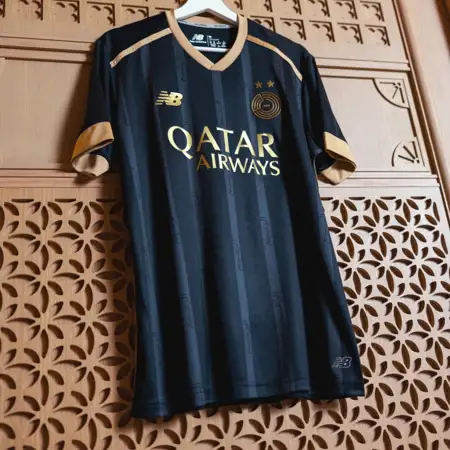 Dit zijn de Al Sadd voetbalshirts 2024-2025