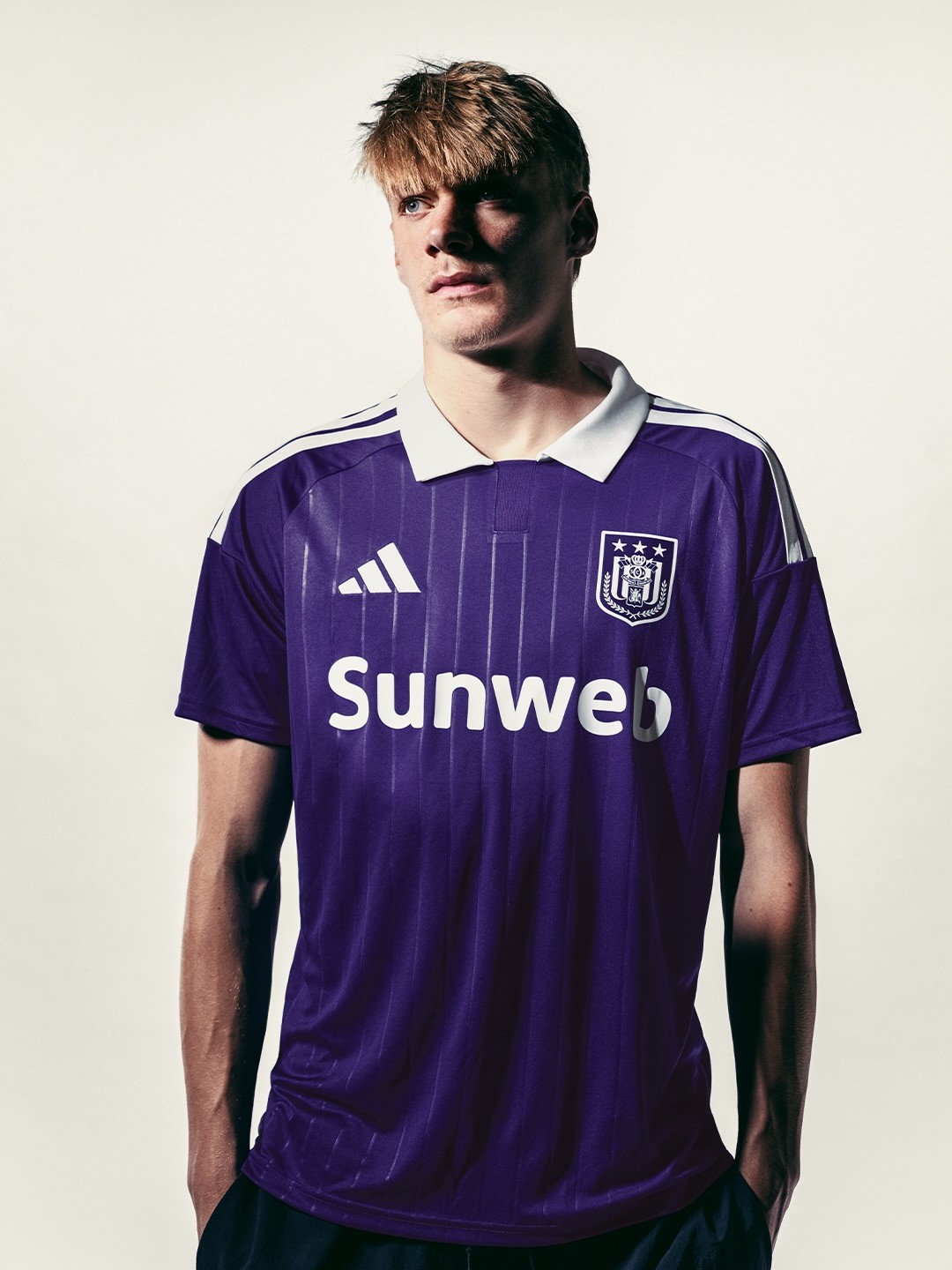 Dit zijn de RSC Anderlecht voetbalshirts 2026-2027 van adidas