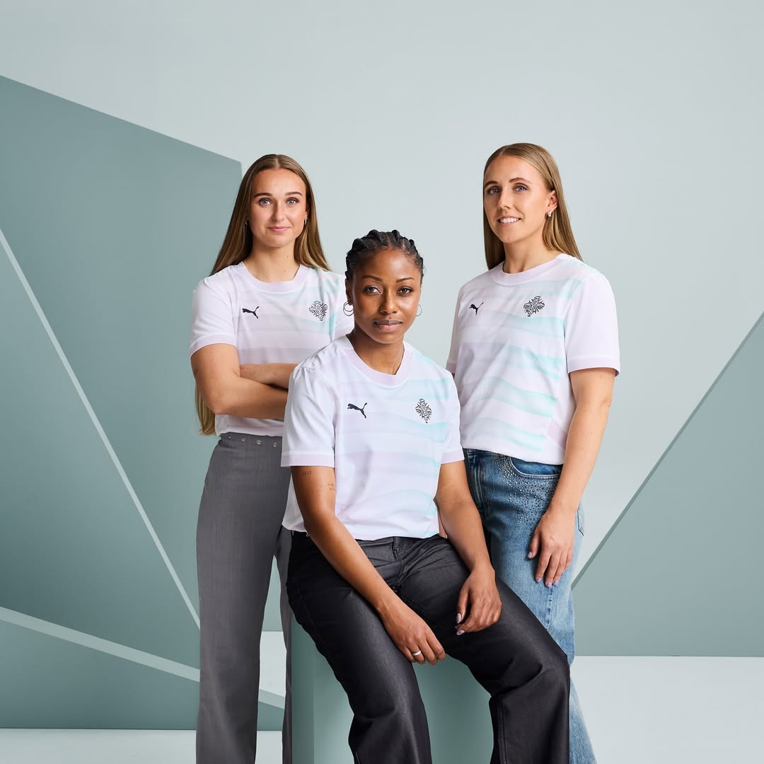 Dit zijn de Ijsland EK 2025 vrouwen voetbalshirts