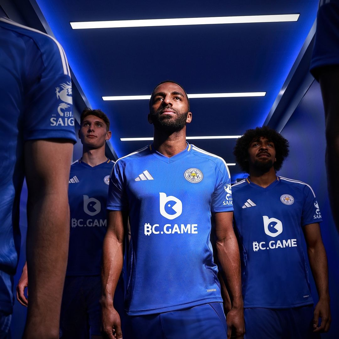 Dit zijn de Leicester City voetbalshirts 2024-2025