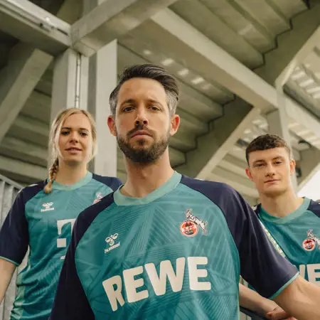 FC Köln voetbalshirts 2024-2025 geïnspireerd door stadion en shirts jaren '90