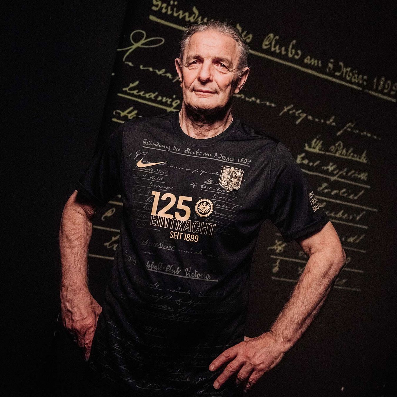 Eintracht Frankfurt voetbalshirt 125 jarig bestaan in teken oprichtingsakte