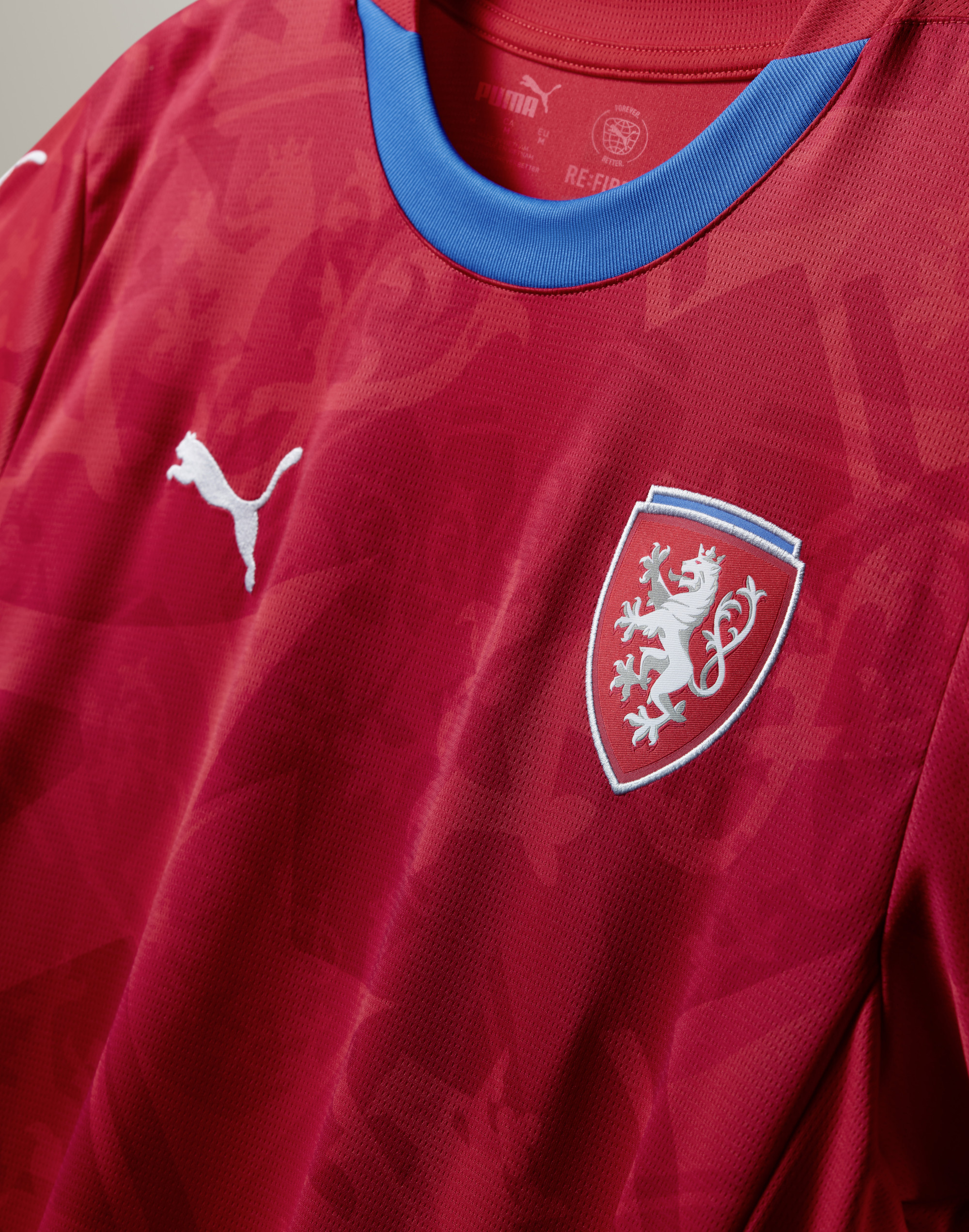 Tsjechië EK 2024 voetbalshirts eerbetoon aan nationale leeuw