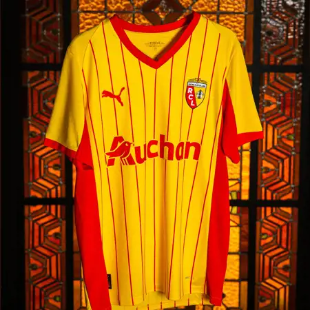 RC Lens voetbalshirts 2025-2026 eren 120 jarig bestaan en Place Verte