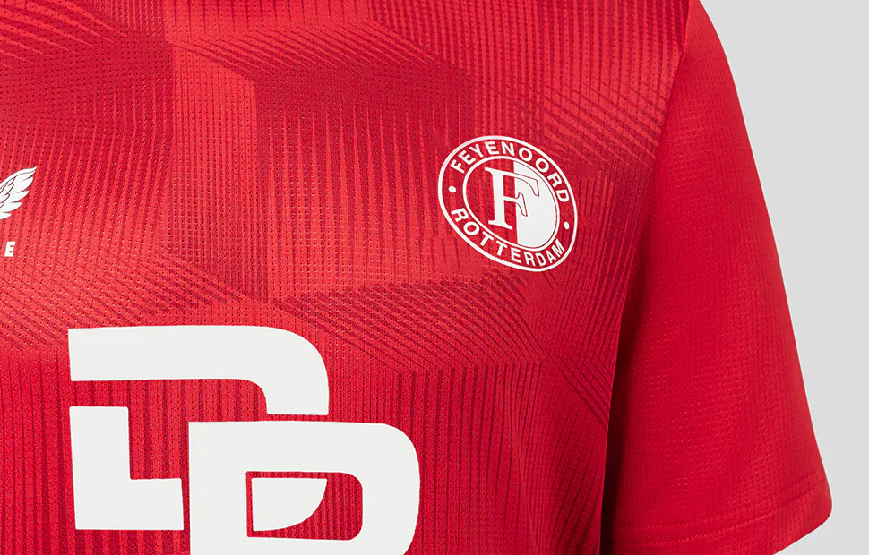 Dit is het Feyenoord trainingsshirt 2023-2024