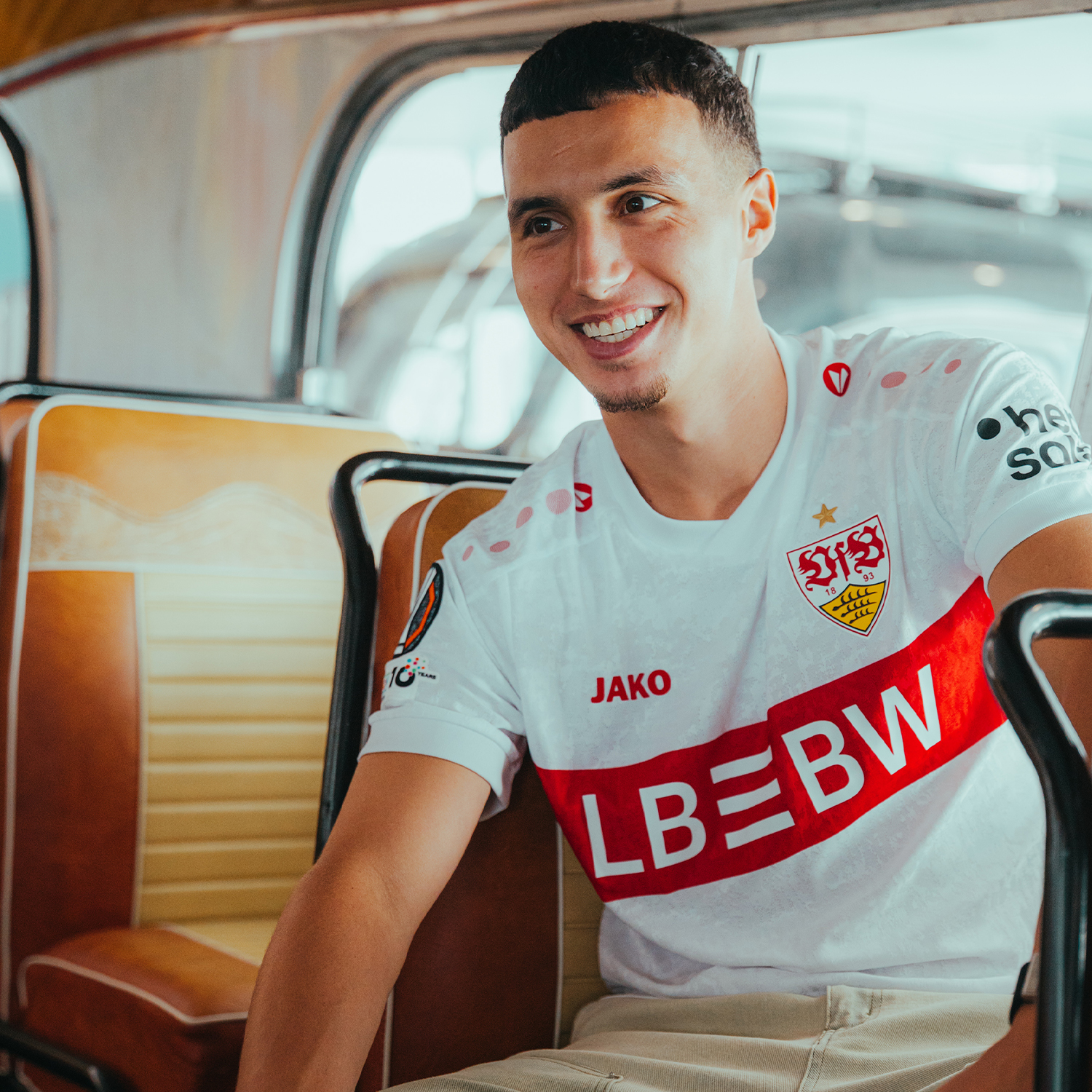 VFB Stuttgart voetbalshirts 2025-2026 bevat speciaal graphic patroon