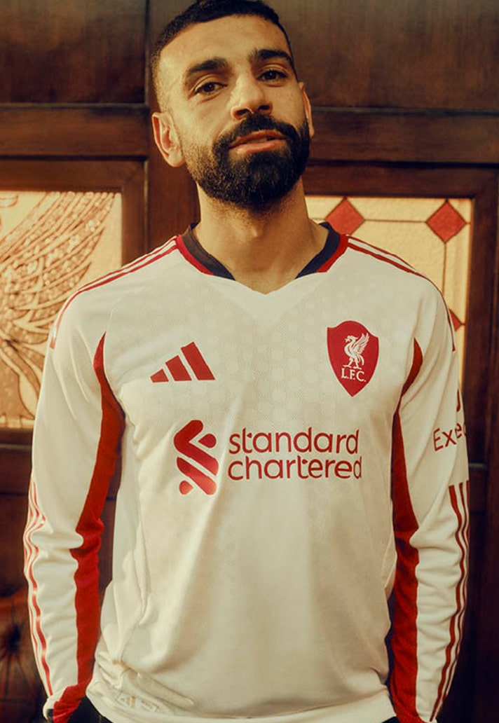 Liverpool FC uitshirt 2025-2026 ode aan Main Stand Anfield Road