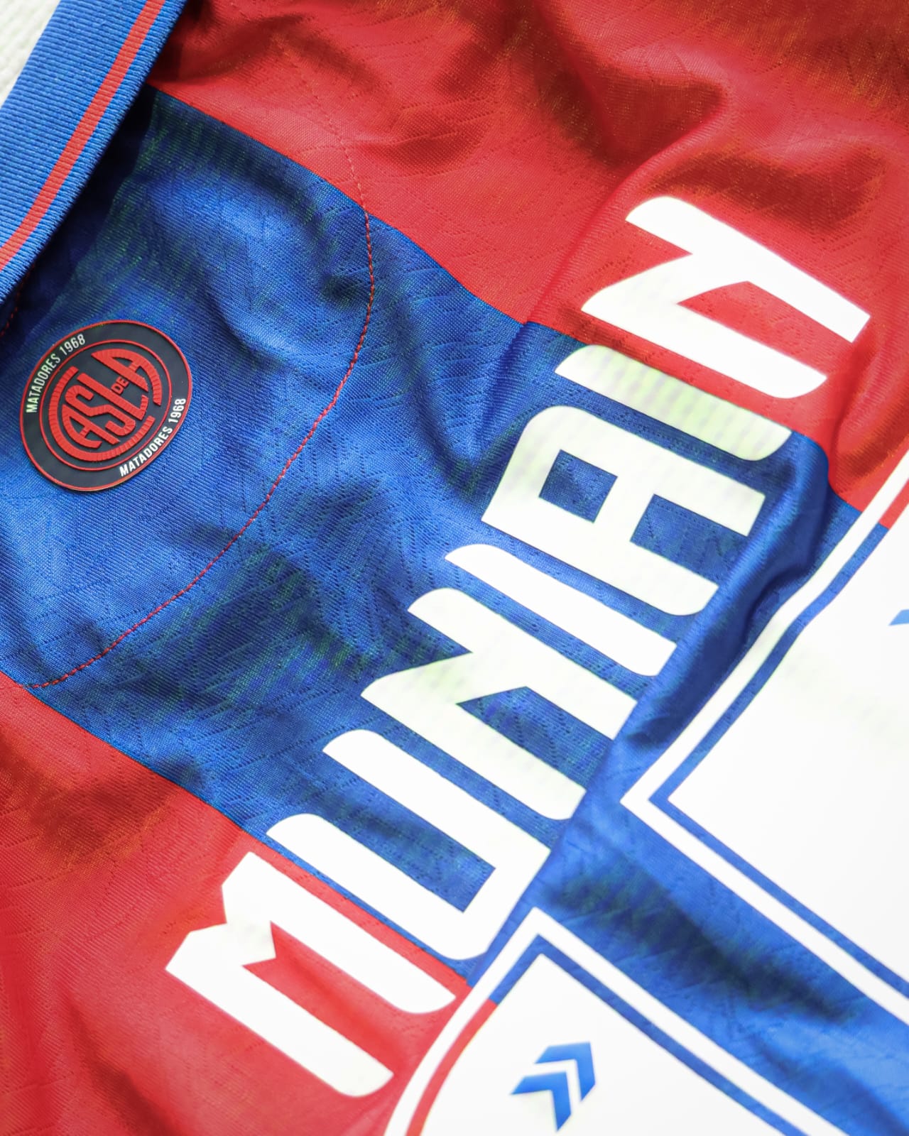 Dit zijn de San Lorenzo voetbalshirts 2025 van Atomik