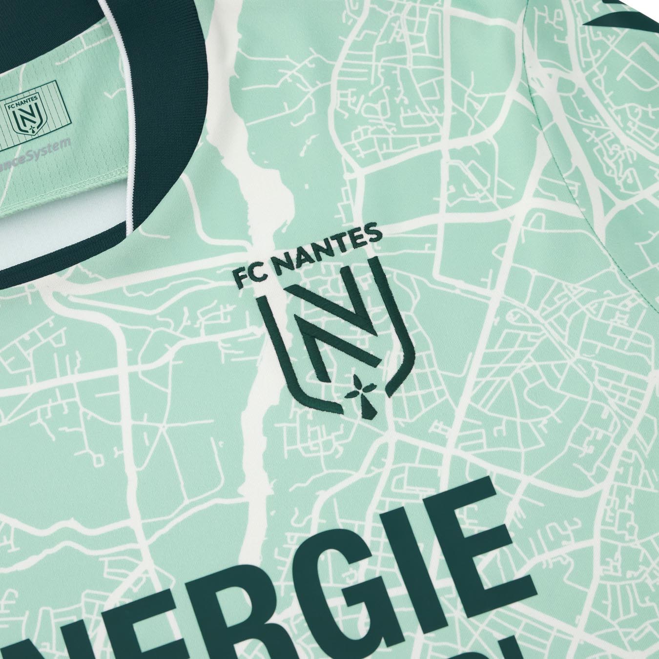 Dit zijn de FC Nantes voetbalshirts 2025-2026