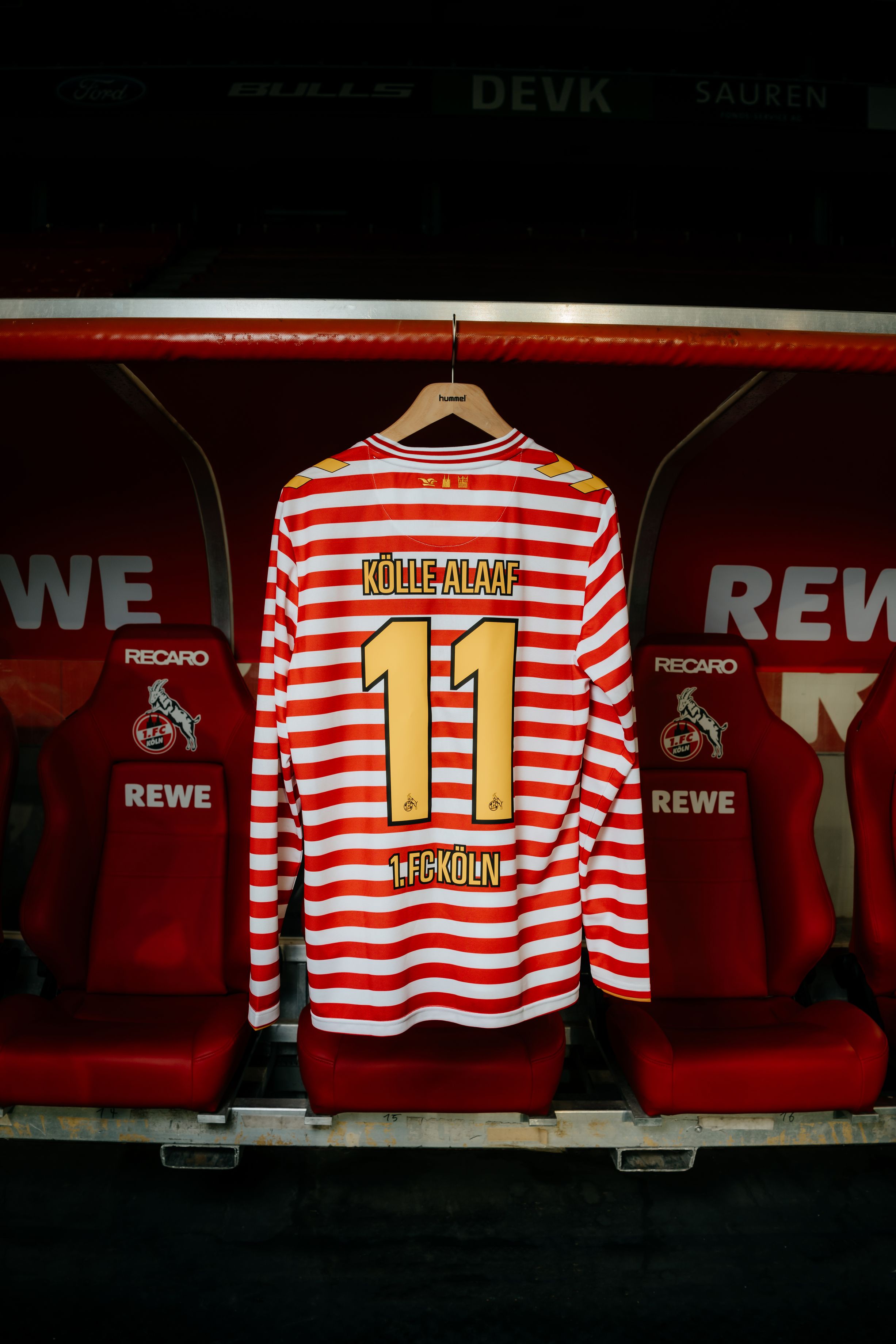 Dit is het FC Köln carnavalsshirt 2025-2026