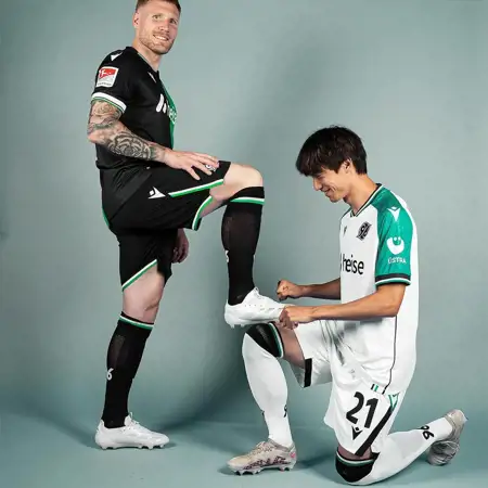 Dit zijn de Hannover 96 voetbalshirts 2024-2025