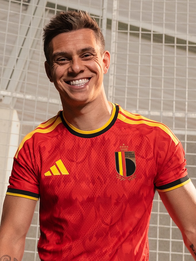 België WK 2026 thuisshirt bevat duivelse vlammen!