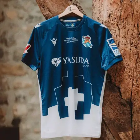 Real Sociedad voetbalshirts 2024-2025 tribuut aan retro shirts en stadion